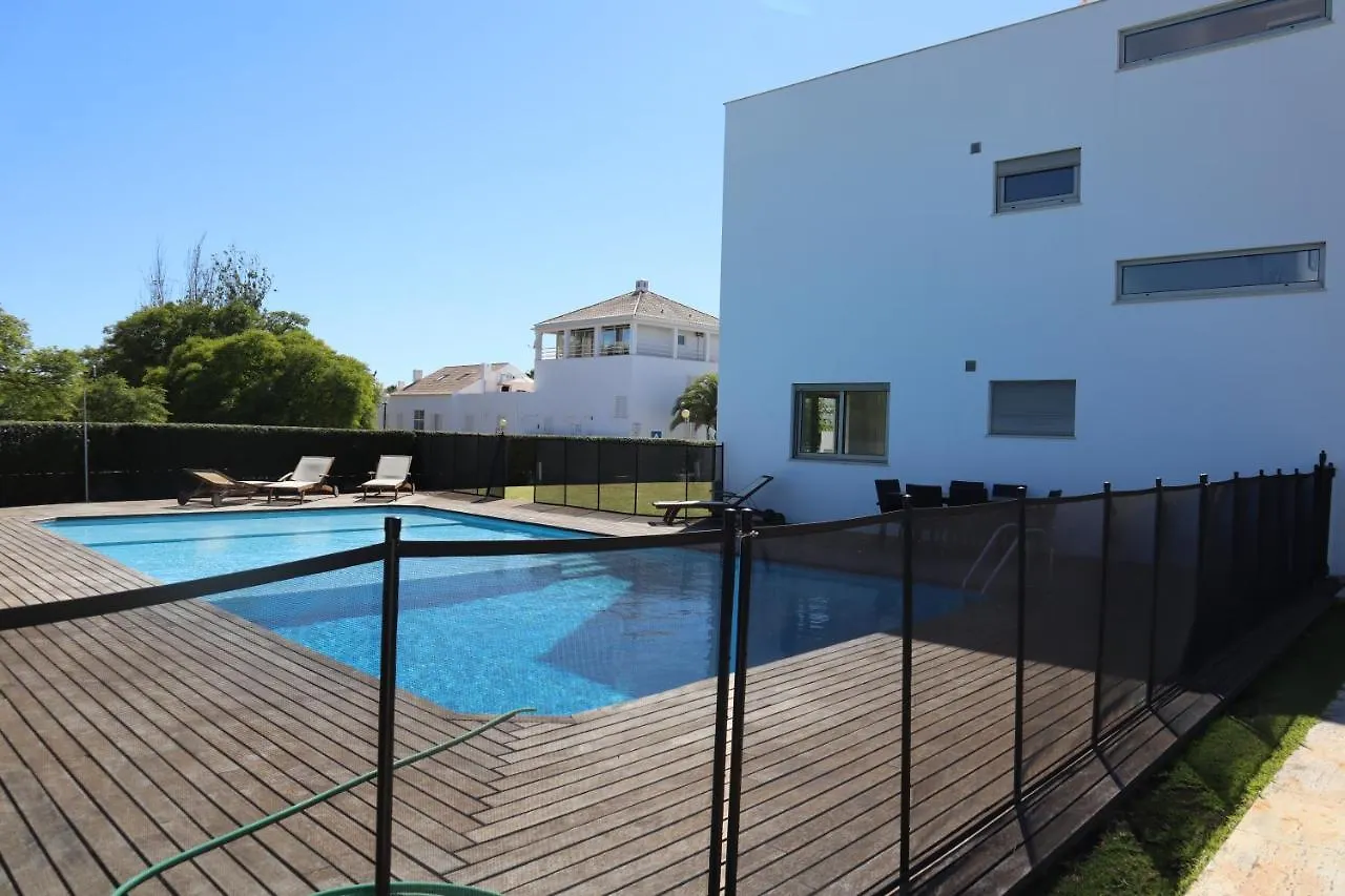 Villa Dos Salgados, 5Bdr, Beach Front, Near Salgados Golf Club Guia  Portugal