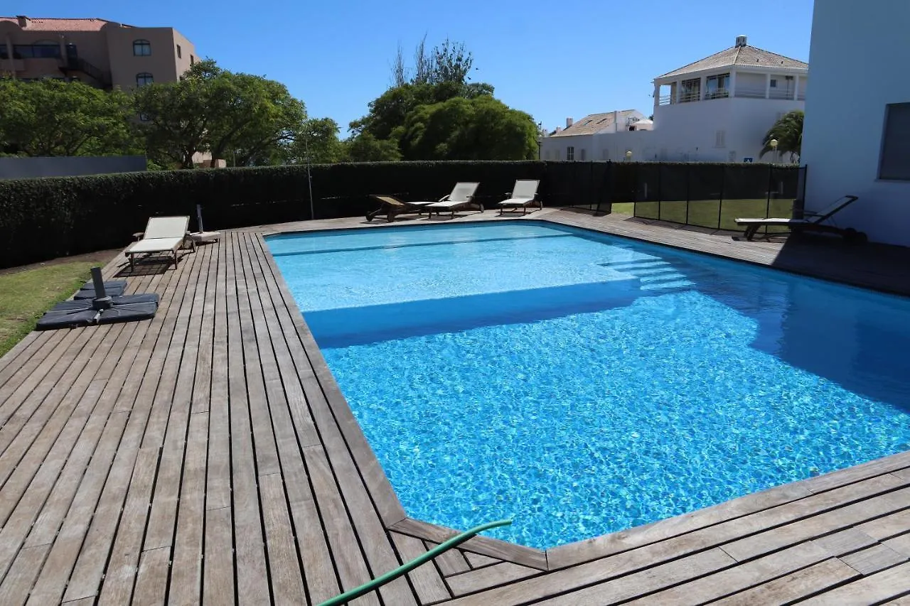Villa Dos Salgados, 5Bdr, Beach Front, Near Salgados Golf Club Guia  0*, Guia (Faro)