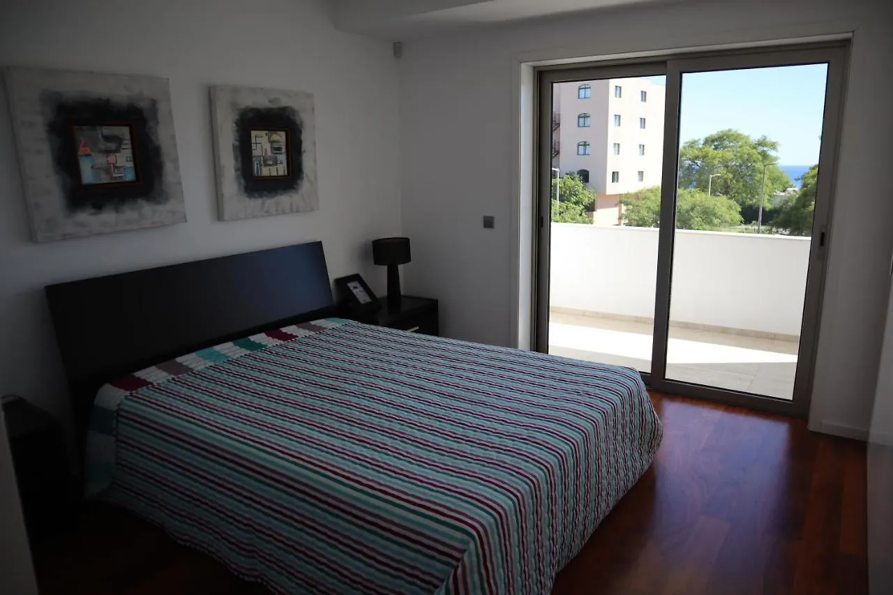 Villa Dos Salgados, 5Bdr, Beach Front, Near Salgados Golf Club Guia  Portugal