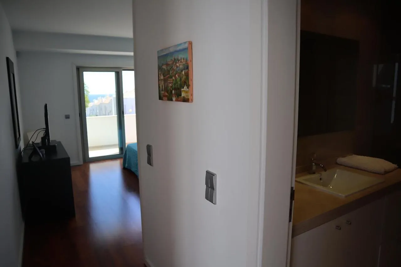 Villa Dos Salgados, 5Bdr, Beach Front, Near Salgados Golf Club Guia  0*, Guia (Faro) Portugal