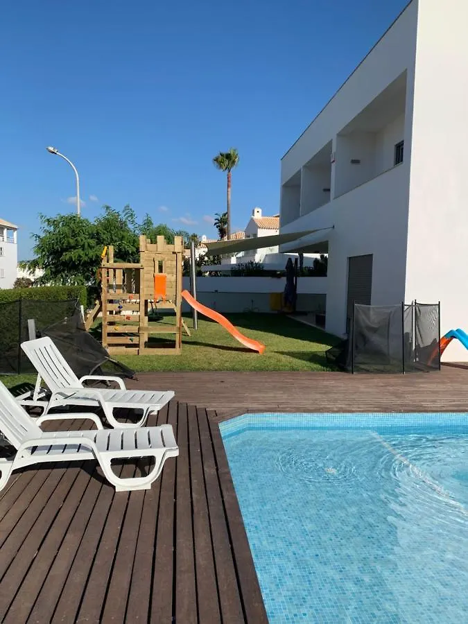Villa Dos Salgados, 5Bdr, Beach Front, Near Salgados Golf Club Guia  Portugal