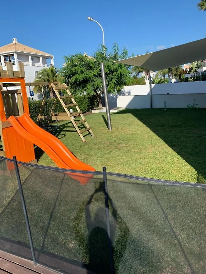 Villa Dos Salgados, 5Bdr, Beach Front, Near Salgados Golf Club Guia   Guia (Faro)